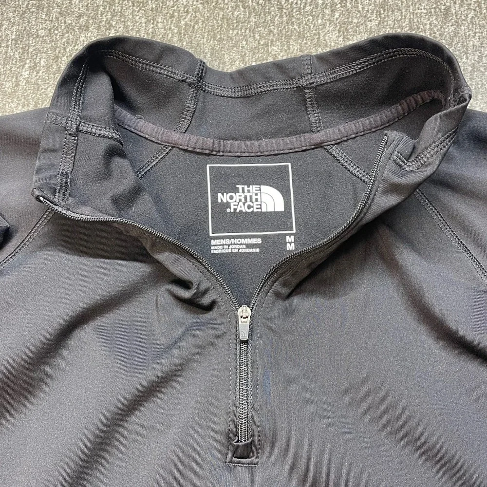 The North Face Mens Black Quarter Zip Pullover Active Top Size Medium NF0A3Y22